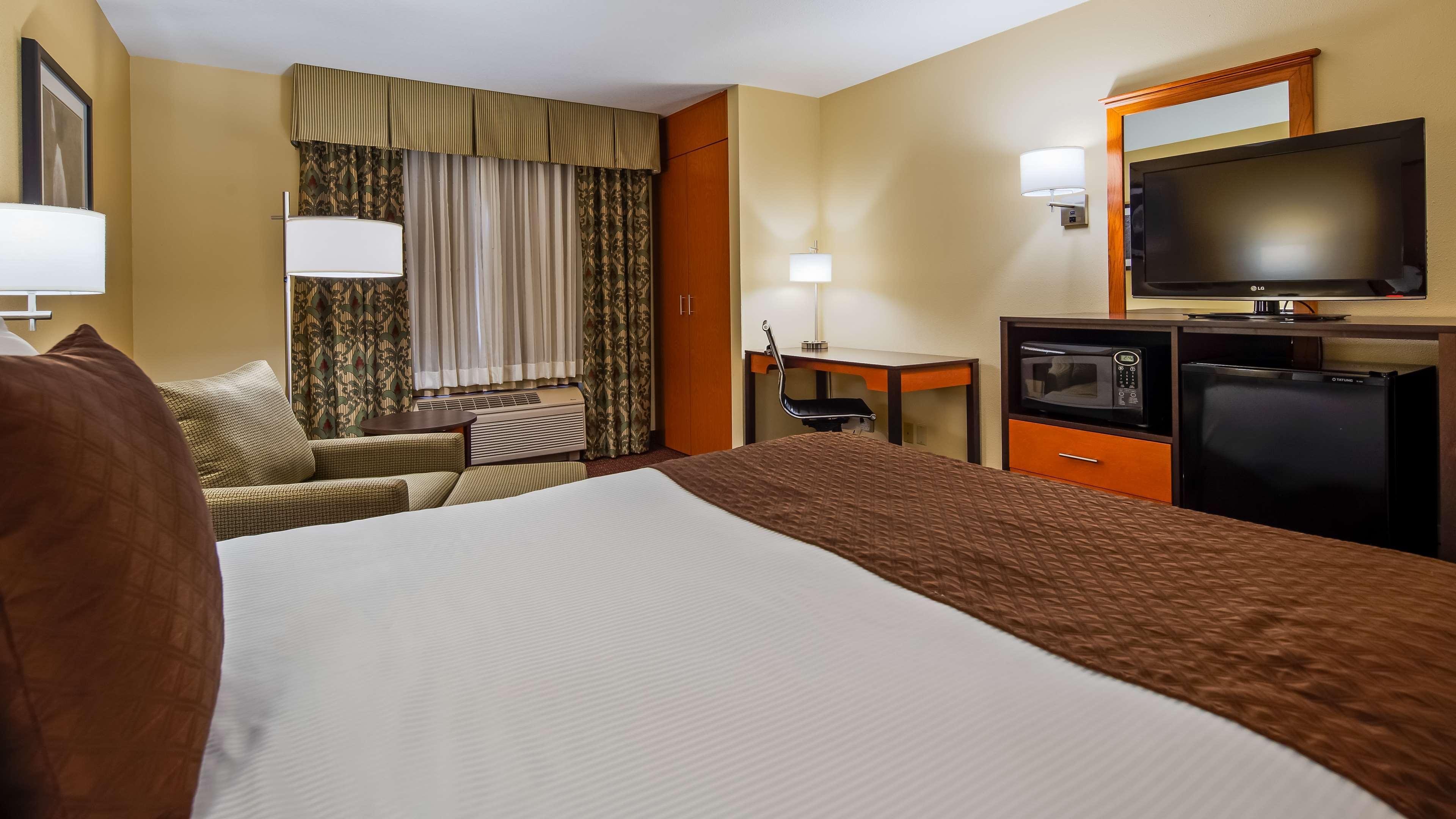Best Western Cascade Inn & Suites Troutdale Exteriör bild