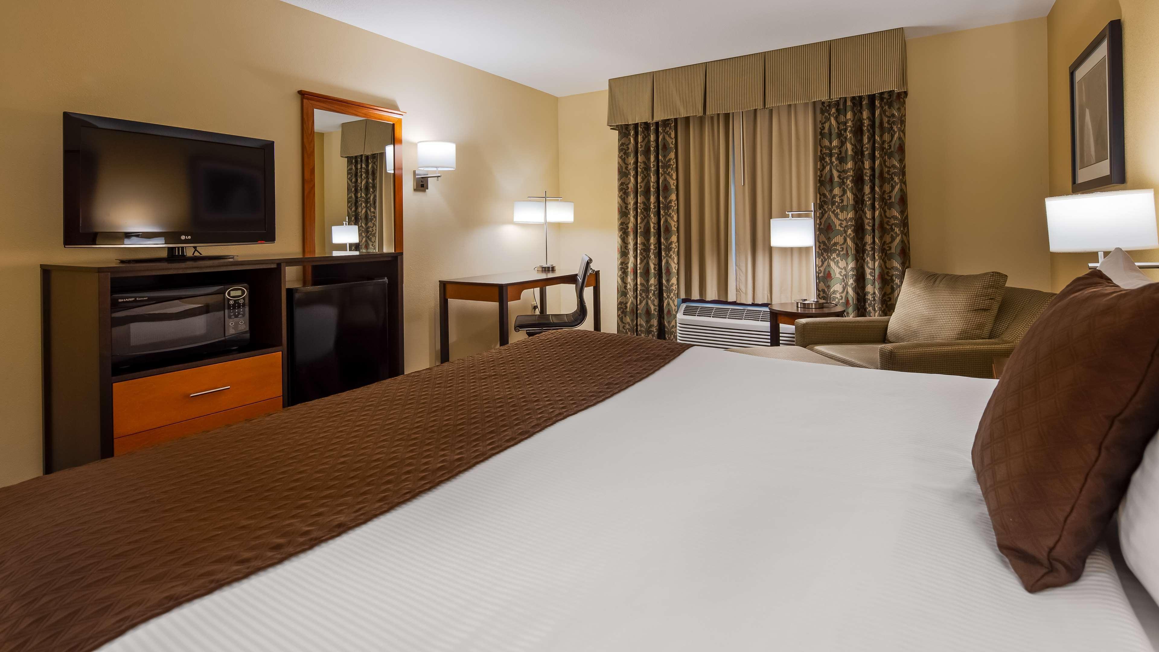 Best Western Cascade Inn & Suites Troutdale Exteriör bild