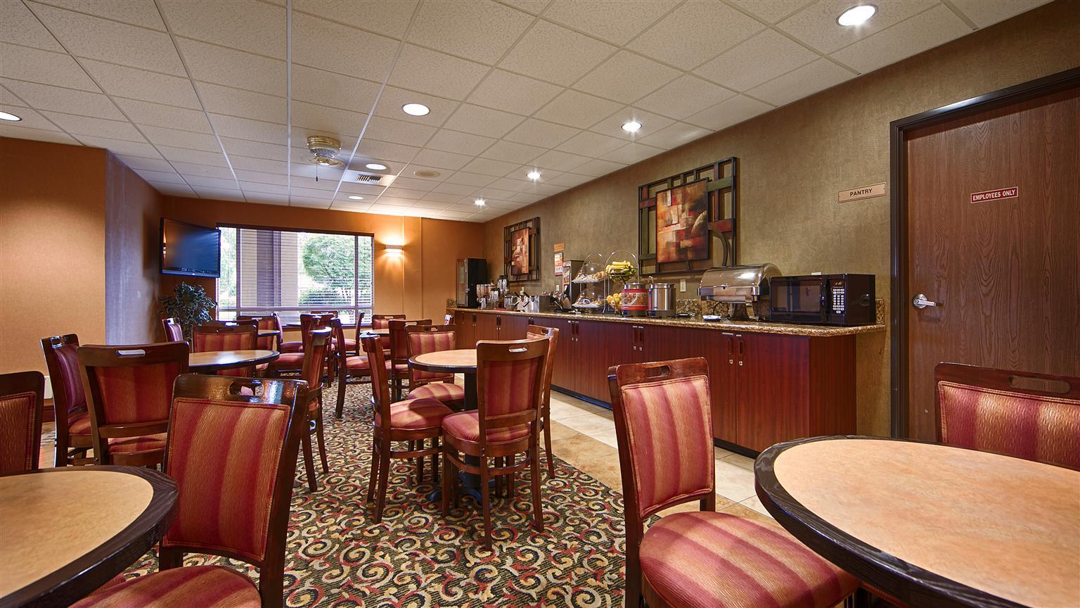 Best Western Cascade Inn & Suites Troutdale Exteriör bild