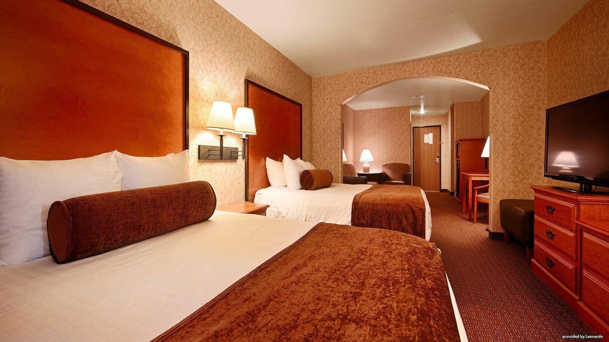 Best Western Cascade Inn & Suites Troutdale Exteriör bild